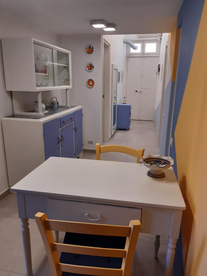 Casa Vacanze Rosa Aci Trezza Eksteriør billede
