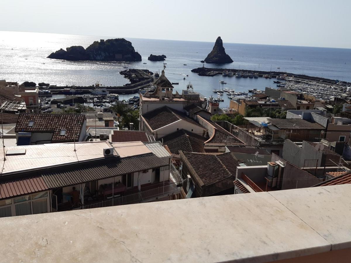 Casa Vacanze Rosa Aci Trezza Eksteriør billede